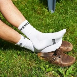 $20 OR LESS! Friends NYC 11206 Socks - Unisex