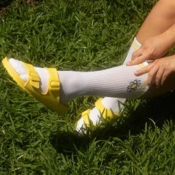 $20 OR LESS! Friends NYC Daisy Socks - Unisex