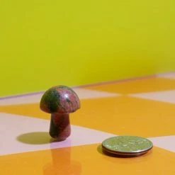 Wholesale ๐ Misc. Mini Mushroom Crystal ๐ 10 Misc. Mini Mushroom Crystal