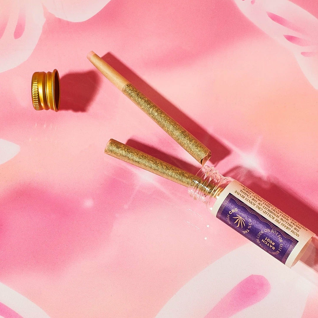 Best Sale 🎉 Dad Grass Mom Grass Prerolls - Twoobie 🎁 7 Dad Grass Mom Grass Prerolls - Twoobie