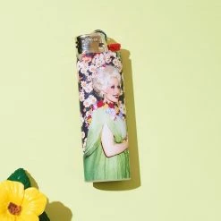 New 🔥 Friends NYC $10 Or Less Pop Star Lighter - Dolly Parton Flowers 😍 14 Friends NYC $10 Or Less Pop Star Lighter - Dolly Parton Flowers