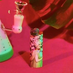 New 🔥 Friends NYC $10 Or Less Pop Star Lighter - Dolly Parton Flowers 😍 17 Friends NYC $10 Or Less Pop Star Lighter - Dolly Parton Flowers