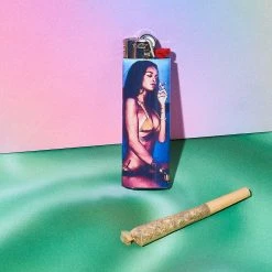 Friends NYC $10 Or Less Pop Star Lighter - Rihanna