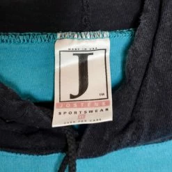 Vintage 90s Colorblock Hoodie - Looney Tunes Wile E. Coyote & Road Runner