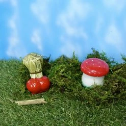 Brand new π $20 OR LESS! Vintage Radish Bunch Figurine π 11 $20 OR LESS! Vintage Radish Bunch Figurine
