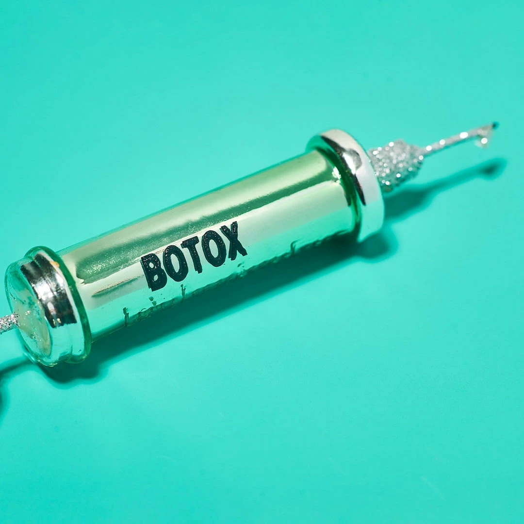 Brand new π Cody Foster And Co Wrinkle Free Botox Ornament $20 OR LESS! π 3 Cody Foster And Co Wrinkle Free Botox Ornament $20 OR LESS!